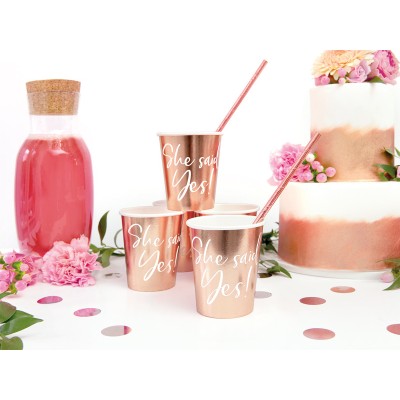 Rose gold paper cups - She sais yes!