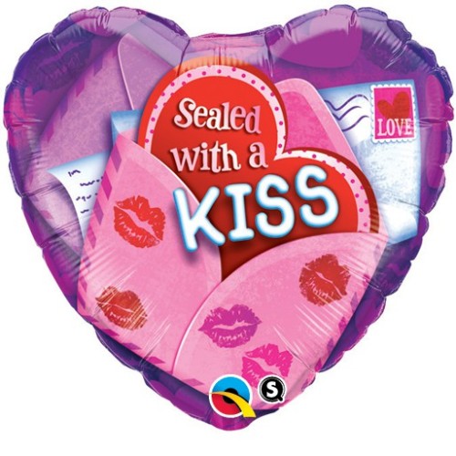 Valentine zatesnjena s poljubom